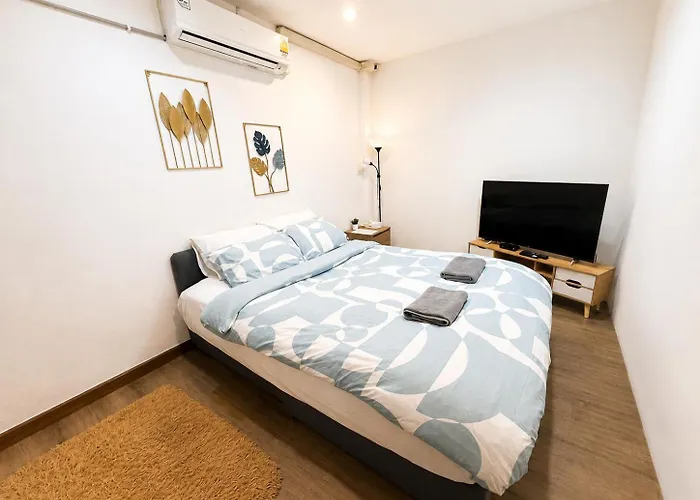 Terlyn & Cafe Hostel *